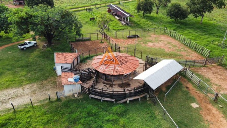 Imagem Fazenda à Venda, 270 m² Imagem Fazenda à Venda, 270 m²