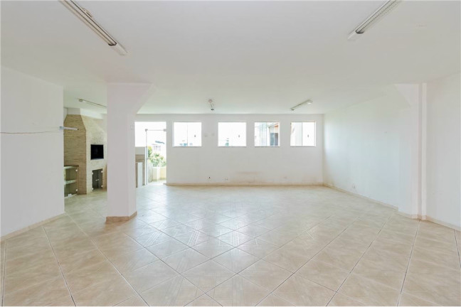 Imagem Casa com 3 Quartos à Venda, 398 m² em Vista Alegre - Curitiba Imagem Casa com 3 Quartos à Venda, 398 m² em Vista Alegre - Curitiba