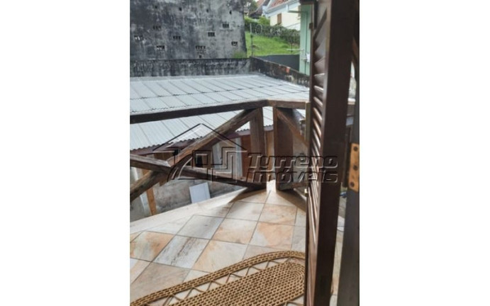 Imagem Imóvel com 3 Quartos à Venda, 180 m² em Capivari - Campos Do Jordão Imagem Imóvel com 3 Quartos à Venda, 180 m² em Capivari - Campos Do Jordão
