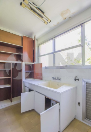 Imagem Apartamento com 3 Quartos à Venda, 133 m² em Moinhos De Vento - Porto Alegre
