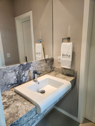 Imagem Apartamento com 3 Quartos à Venda, 149 m² em Centro - Balneário Camboriú Imagem Apartamento com 3 Quartos à Venda, 149 m² em Centro - Balneário Camboriú