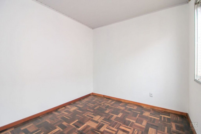 Imagem Imóvel com 2 Quartos à Venda, 42 m² em Cristal - Porto Alegre Imagem Imóvel com 2 Quartos à Venda, 42 m² em Cristal - Porto Alegre