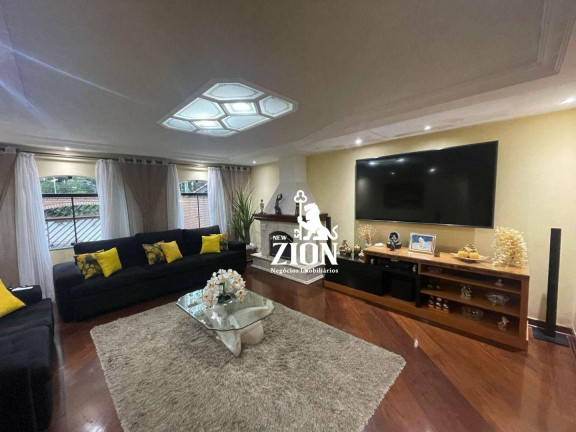 Casa com 3 Quartos à Venda, 250 m² em Tremembé - São Paulo