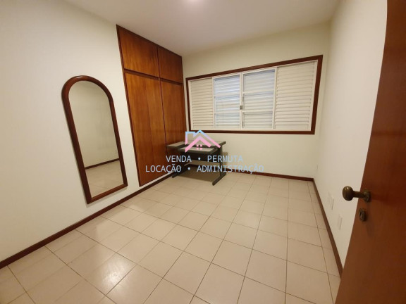 Imagem Casa com 3 Quartos à Venda, 207 m² em Vila São José - Várzea Paulista