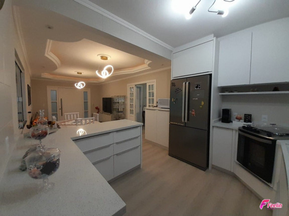 Imagem Casa com 2 Quartos à Venda, 100 m² em Centro - Palhoça