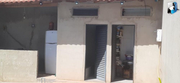 Imagem Casa com 2 Quartos à Venda, 180 m² em Conjunto Habitacional Osvaldo Del Fiol - Tatuí