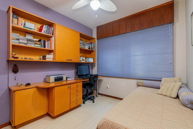 Imagem Apartamento com 3 Quartos à Venda, 157 m² em Rio Branco - Porto Alegre