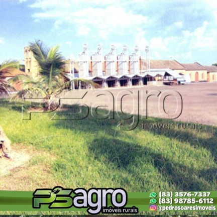 Imagem Fazenda à Venda, 2.755 m² em Marta Helena - Uberlândia Imagem Fazenda à Venda, 2.755 m² em Marta Helena - Uberlândia