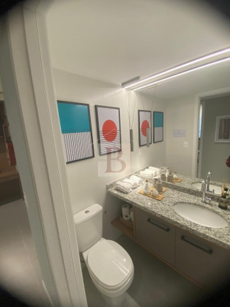 Imagem Imóvel com 2 Quartos à Venda, 72 m² em Icaraí - Niterói