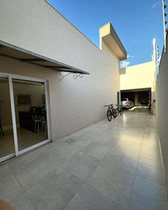 Imagem Casa com 3 Quartos à Venda, 206 m² em Buritis - Tangará Da Serra Imagem Casa com 3 Quartos à Venda, 206 m² em Buritis - Tangará Da Serra