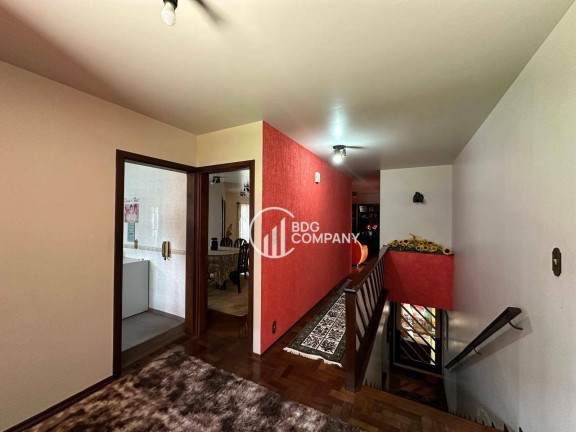 Imagem Casa com 7 Quartos à Venda, 450 m² em Boa Vista - Ponta Grossa Imagem Casa com 7 Quartos à Venda, 450 m² em Boa Vista - Ponta Grossa