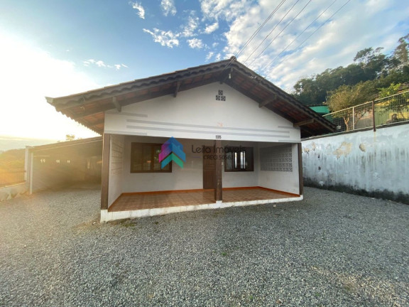 Casa à Venda,  em Vila Amizade - Guaramirim