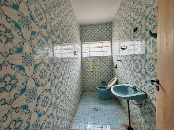 Imagem Casa com 2 Quartos à Venda, 264 m² em Jardim Siriema - Atibaia Imagem Casa com 2 Quartos à Venda, 264 m² em Jardim Siriema - Atibaia