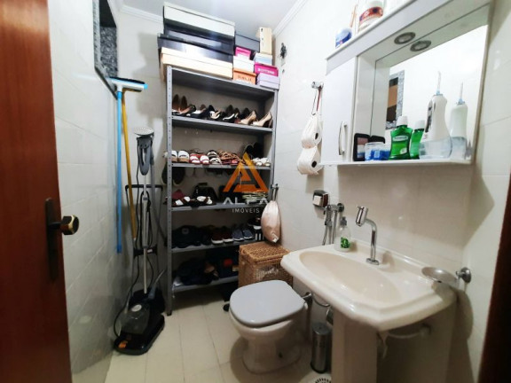 Imagem Apartamento com 3 Quartos à Venda, 175 m²