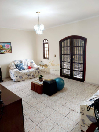 Imagem Casa com 5 Quartos à Venda, 250 m² em Jardim Senice - São Paulo