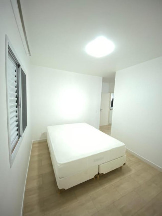 Imagem Imóvel com 2 Quartos à Venda, 65 m² Imagem Imóvel com 2 Quartos à Venda, 65 m²