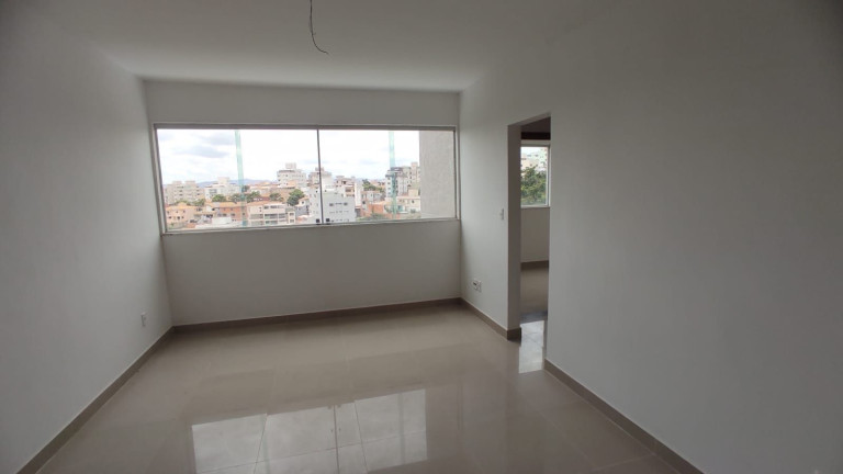Imagem Apartamento com 2 Quartos à Venda, 52 m² em Cabral - Contagem