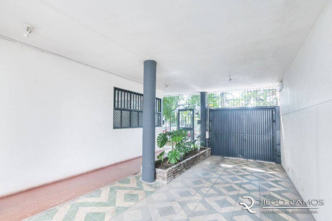 Imagem Apartamento com 2 Quartos à Venda, 83 m² em Moinhos De Vento - Porto Alegre Imagem Apartamento com 2 Quartos à Venda, 83 m² em Moinhos De Vento - Porto Alegre