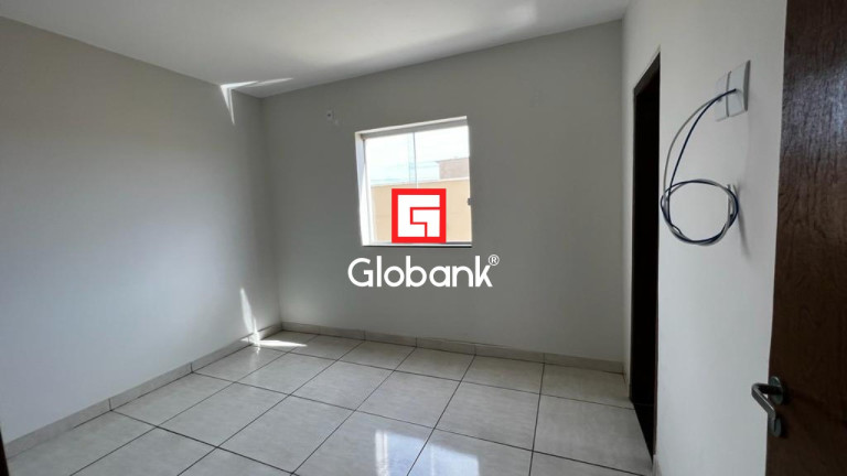 Imagem Apartamento com 3 Quartos para Alugar, 130 m² em Vila Sumaré - Montes Claros Imagem Apartamento com 3 Quartos para Alugar, 130 m² em Vila Sumaré - Montes Claros