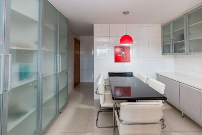Imagem Imóvel com 3 Quartos à Venda, 218 m² em Brooklin Paulista - São Paulo Imagem Imóvel com 3 Quartos à Venda, 218 m² em Brooklin Paulista - São Paulo