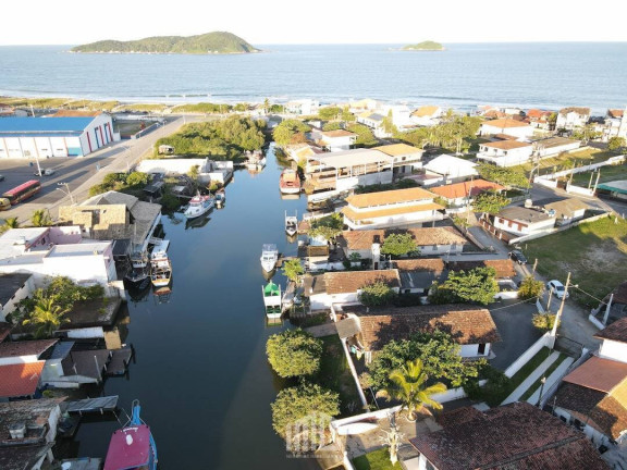Imagem Casa com 2 Quartos à Venda, 140 m² em Centro - Balneário Barra Do Sul