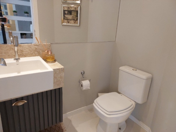 Imagem Imóvel com 4 Quartos à Venda, 185 m² em Centro - Balneário Camboriú Imagem Imóvel com 4 Quartos à Venda, 185 m² em Centro - Balneário Camboriú