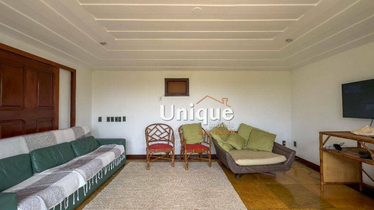 Imagem Casa com 4 Quartos à Venda, 241 m² em Ferradura - Armação Dos Búzios Imagem Casa com 4 Quartos à Venda, 241 m² em Ferradura - Armação Dos Búzios
