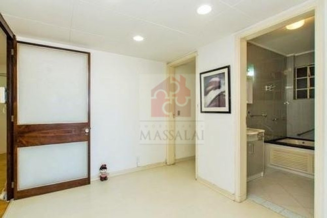 Imagem Apartamento com 3 Quartos à Venda, 174 m² em Centro - Porto Alegre Imagem Apartamento com 3 Quartos à Venda, 174 m² em Centro - Porto Alegre
