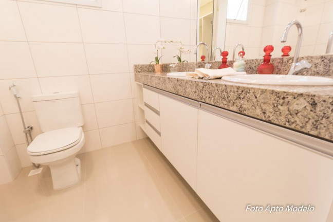Imagem Apartamento com 3 Quartos à Venda, 130 m² em Cocó - Fortaleza