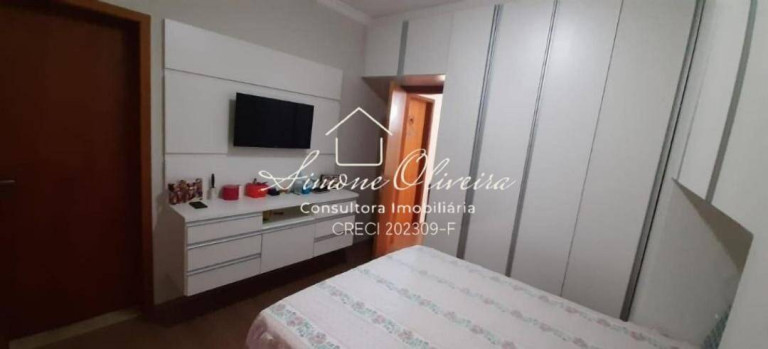 Imagem Sobrado com 3 Quartos à Venda, 330 m² em Piracangaguá - Taubaté