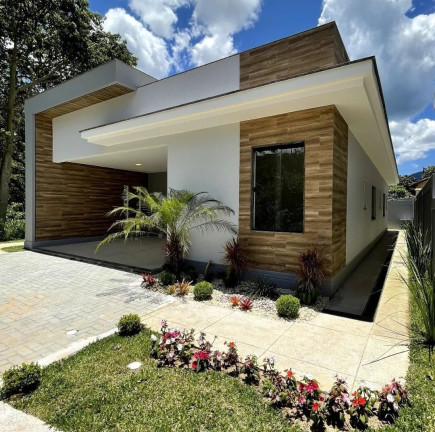 Imagem Casa com 3 Quartos à Venda, 220 m² em Albuquerque - Teresópolis