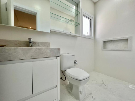 Imagem Casa com 4 Quartos à Venda, 240 m² em -- - Xangri-la Imagem Casa com 4 Quartos à Venda, 240 m² em -- - Xangri-la
