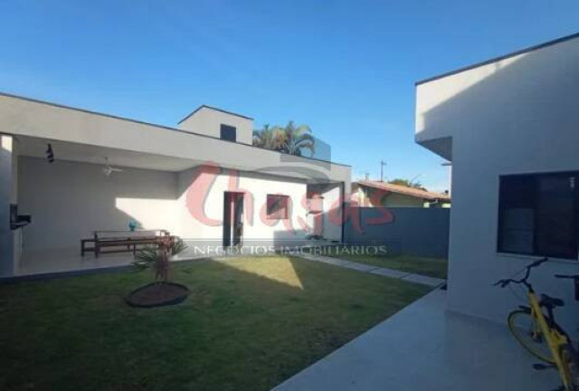 Imagem Casa com 4 Quartos à Venda, 179 m² em Pontal De Santa Marina - Caraguatatuba Imagem Casa com 4 Quartos à Venda, 179 m² em Pontal De Santa Marina - Caraguatatuba