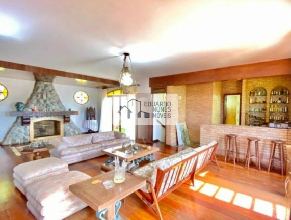 Imagem Casa com 5 Quartos à Venda,  em Mangabeiras - Belo Horizonte
