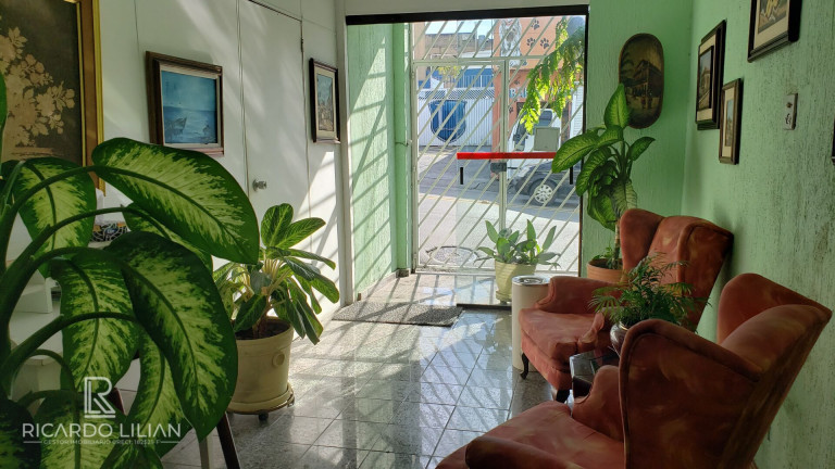 Sobrado com 3 Quartos à Venda, 247 m² em Jardim Tijuco - Guarulhos