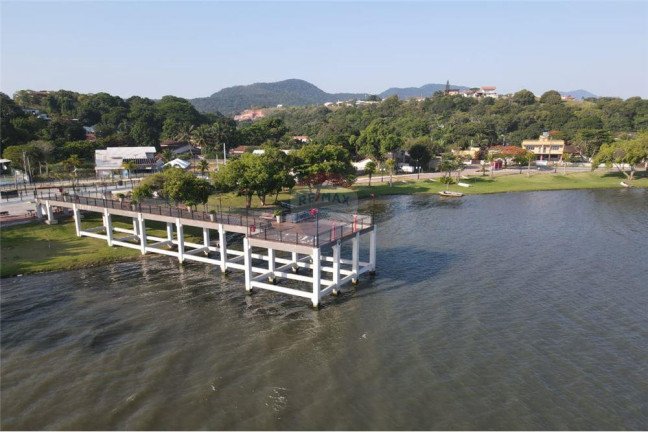 Imagem Terreno à Venda, 705 m² em Centro - Maricá