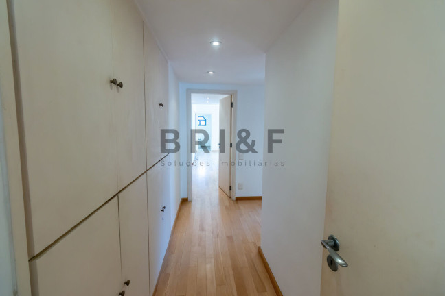 Imagem Apartamento com 3 Quartos para Alugar, 240 m² em Itaim Bibi - São Paulo