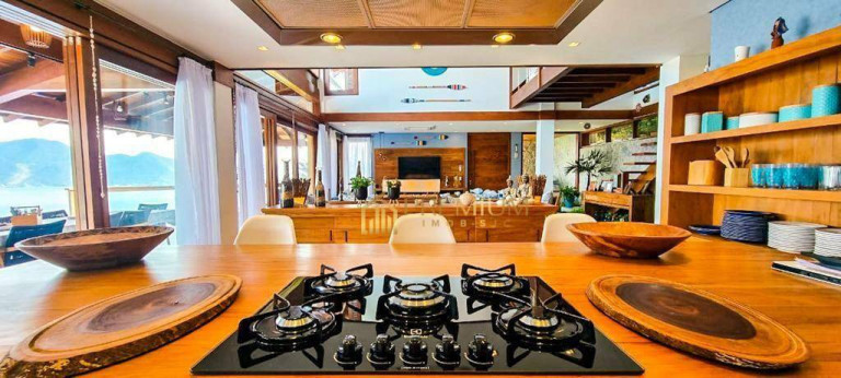 Imagem Sobrado com 9 Quartos à Venda, 910 m² em Siriúba - Ilhabela