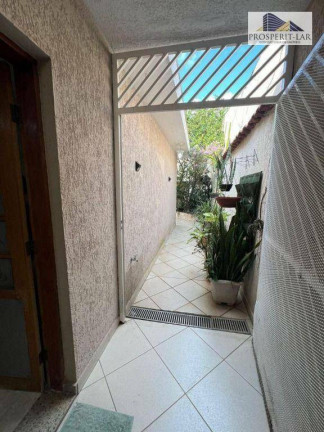 Imagem Casa com 3 Quartos à Venda, 310 m² em Jardim Vila Galvão - Guarulhos Imagem Casa com 3 Quartos à Venda, 310 m² em Jardim Vila Galvão - Guarulhos
