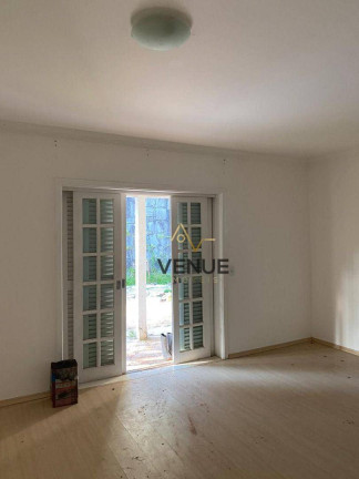 Imagem Casa com 4 Quartos à Venda, 600 m² em Centro - Arujá Imagem Casa com 4 Quartos à Venda, 600 m² em Centro - Arujá