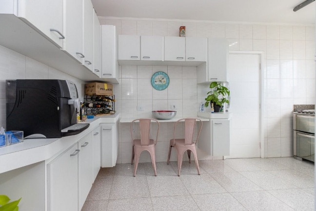Imagem Apartamento com 3 Quartos à Venda, 135 m² em Moema - São Paulo