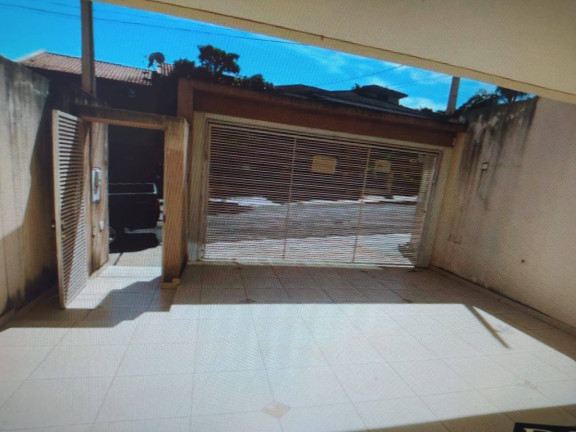 Casa com 3 Quartos à Venda,  em Cascata - Arapongas