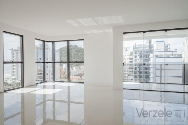 Imagem Apartamento com 4 Quartos à Venda, 173 m² em Praia Brava - Itajaí