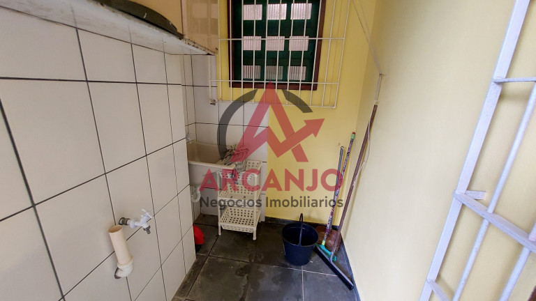 Imagem Casa com 4 Quartos à Venda, 159 m² em Itagua - Ubatuba