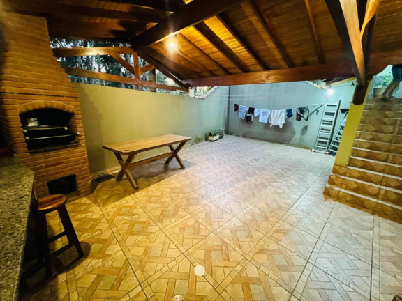 Imagem Casa com 3 Quartos à Venda, 180 m² em Jardim Guanhembu - São Paulo