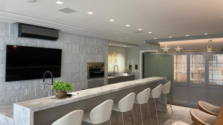 Imagem Apartamento com 4 Quartos à Venda, 286 m² em Pioneiros - Balneário Camboriú Imagem Apartamento com 4 Quartos à Venda, 286 m² em Pioneiros - Balneário Camboriú