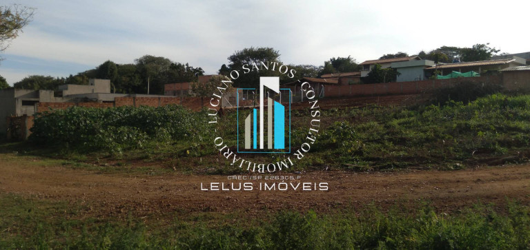 Terreno à Venda, 700 m² em Jardim Flamboyant Iii - Boituva
