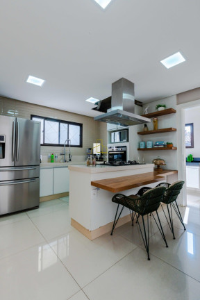 Imagem Casa com 4 Quartos à Venda, 276 m² em Santos Dumont - Vila Velha