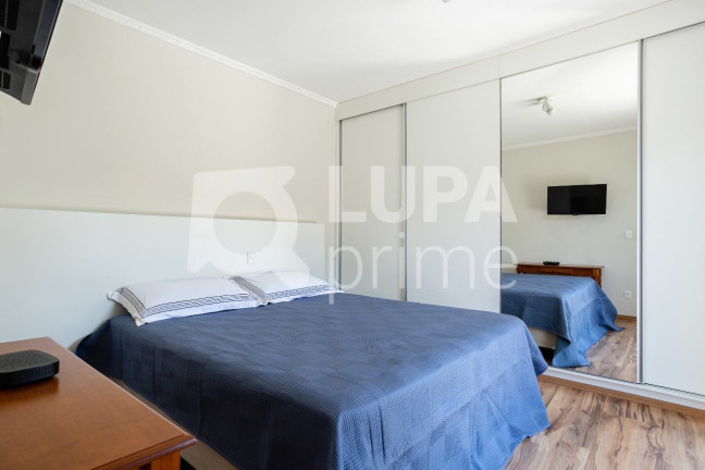 Imagem Casa com 12 Quartos à Venda, 440 m² em Vila Maria Alta - São Paulo Imagem Casa com 12 Quartos à Venda, 440 m² em Vila Maria Alta - São Paulo