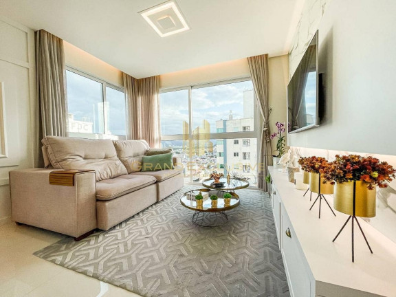 Imagem Apartamento com 3 Quartos à Venda, 126 m² em Centro - Balneário Camboriú
